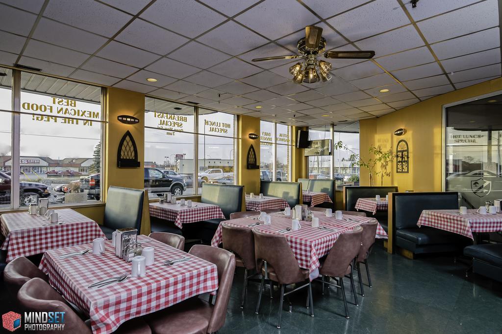 The Cavalier Inn Γουίνιπεγκ Εξωτερικό φωτογραφία