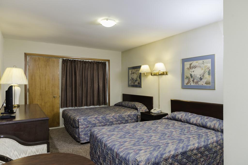 The Cavalier Inn Γουίνιπεγκ Εξωτερικό φωτογραφία