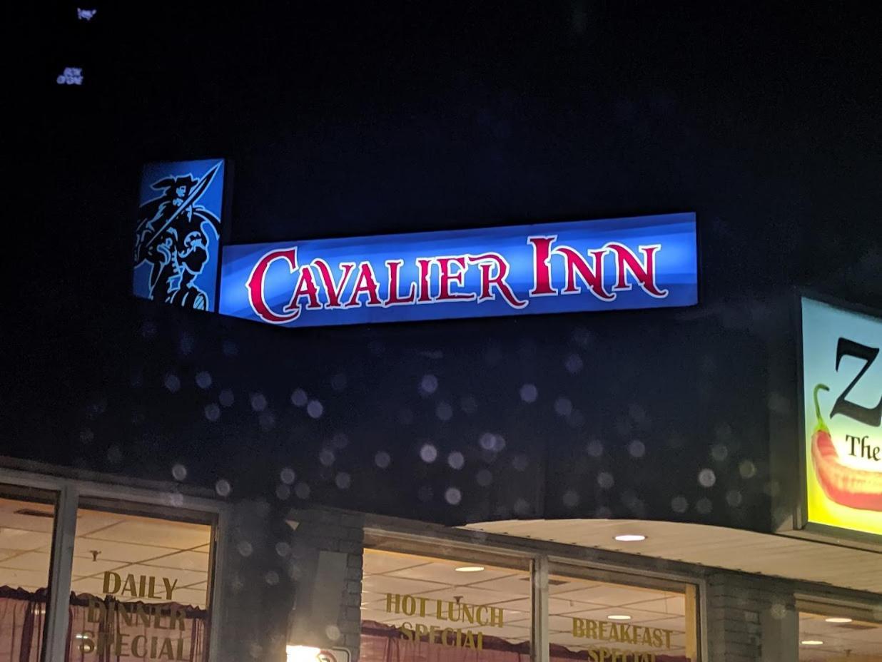 The Cavalier Inn Γουίνιπεγκ Εξωτερικό φωτογραφία